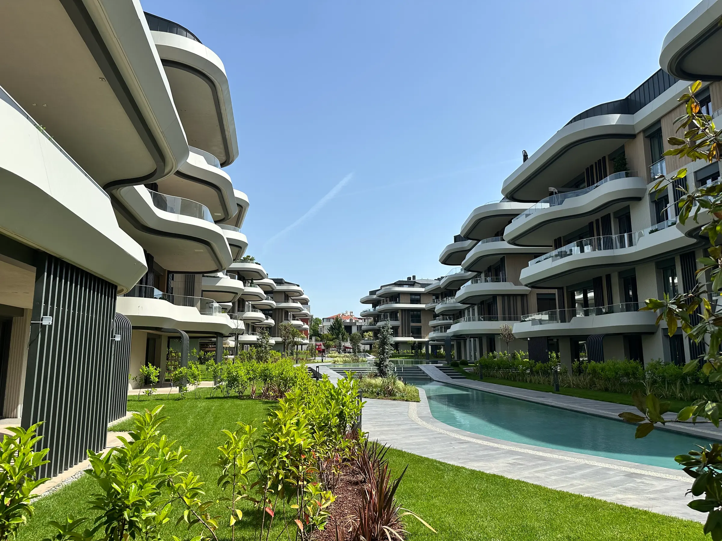 Nivak Group · Nivak Florya — 3