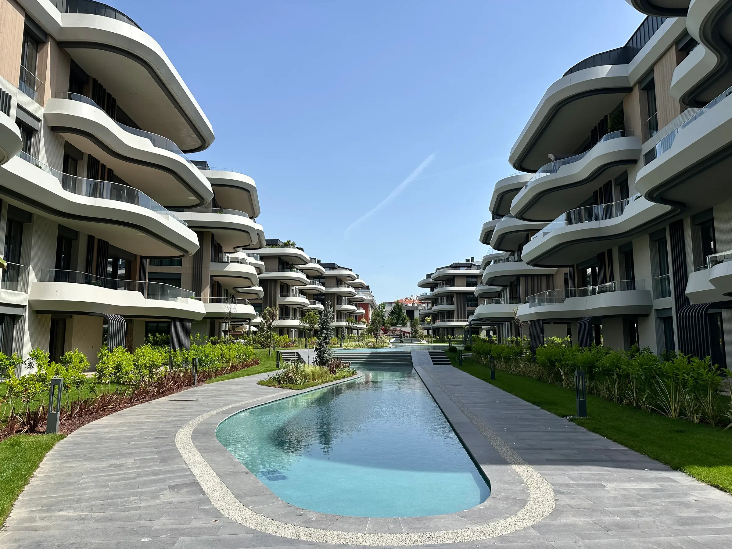 Nivak Group · Nivak Florya — 4